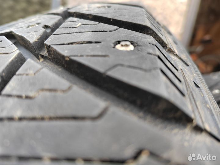 Yokohama Ice Guard IG65 235/65 R18