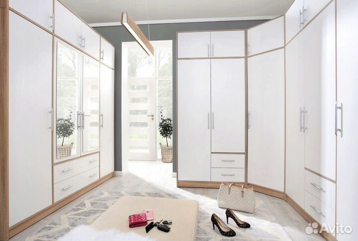 I2S0N7 Угловой Шкаф