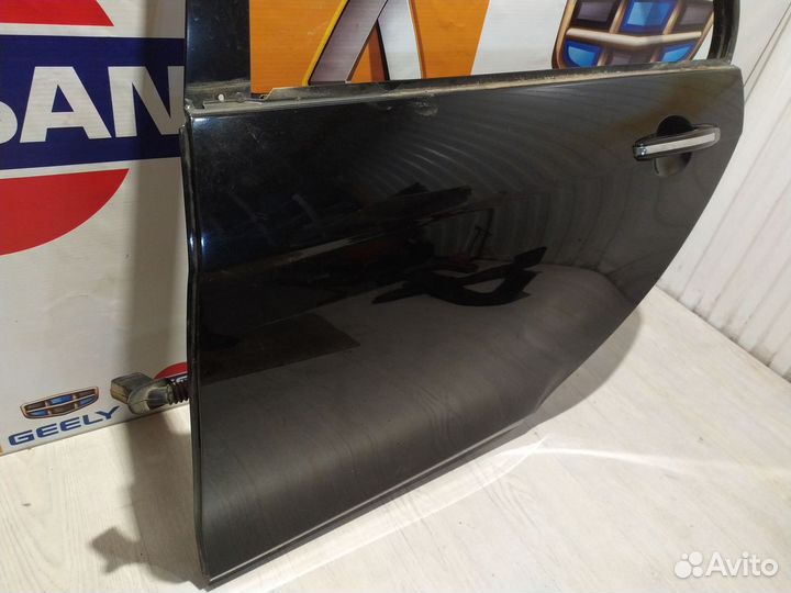 Дверь задняя боковая Geely emgrand EC7 Лев