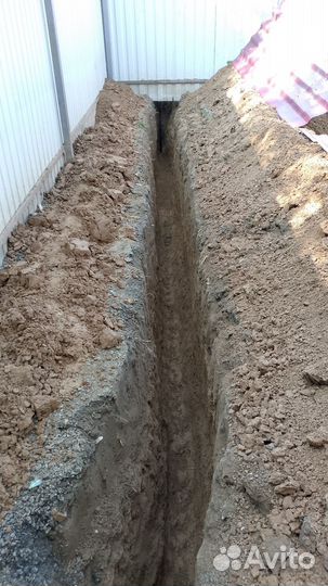 Копка траншей вручную