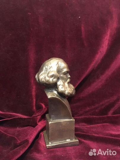 Бюст Карл Маркс СССР