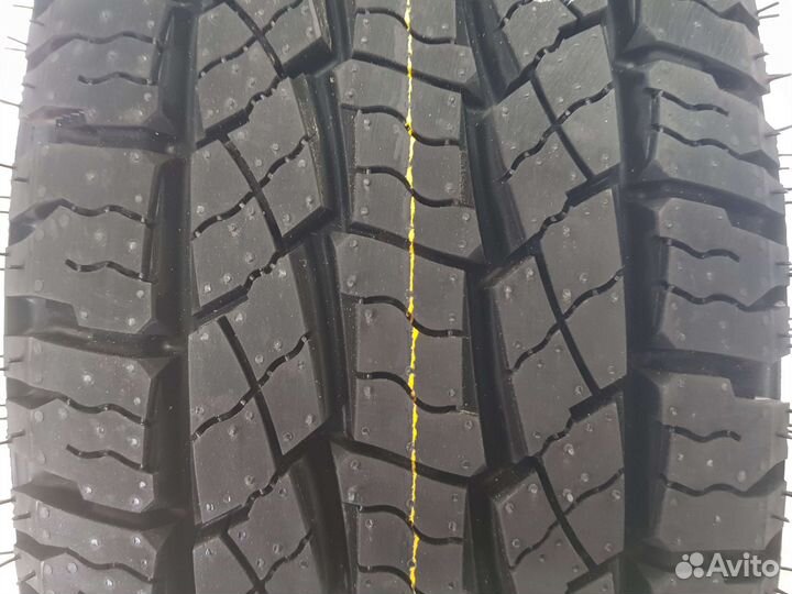 Nexen Roadian AT 4X4 RA7 205/70 R15 96T