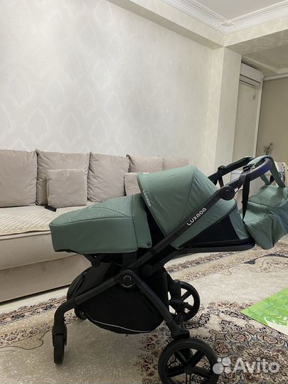 Коляска прогулочная Luxmom k-92