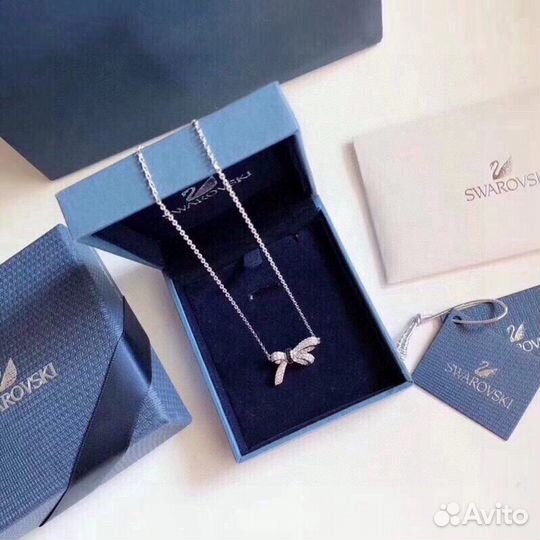 Swarovski колье