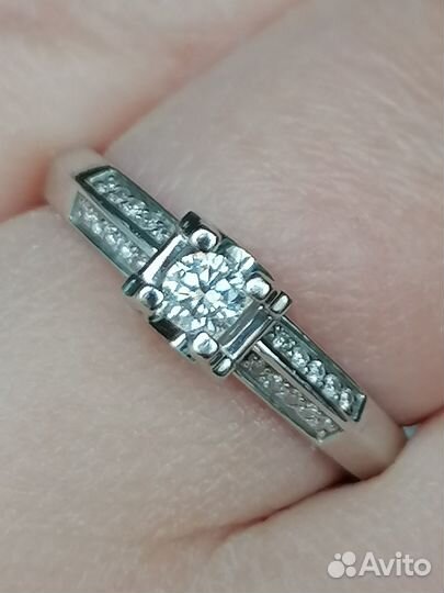 Кольцо с бриллиантами