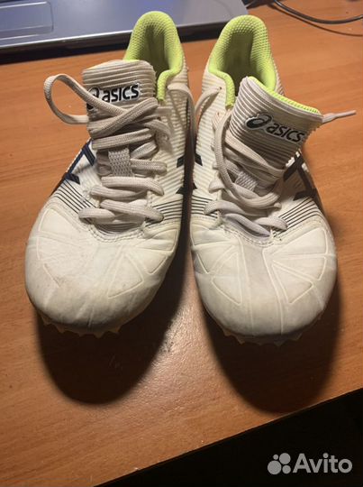 Шиповки asics