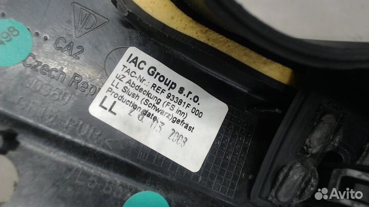 Пластик панели торпеды Porsche Cayenne, 2008