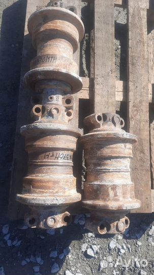 Опорный каток loller lovwer assy Hitachi ZX370MTH