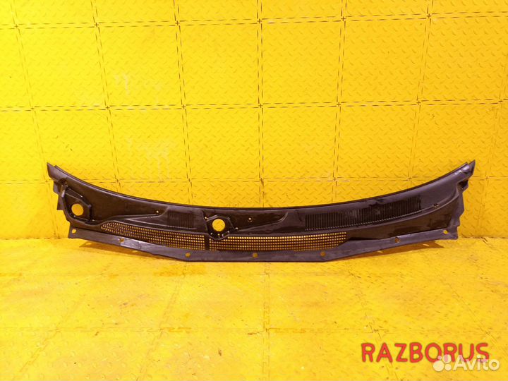 Жабо Nissan Cube Z10 1998-2002