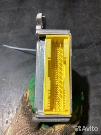 Блок управления подушками безопасности Audi A6 C5