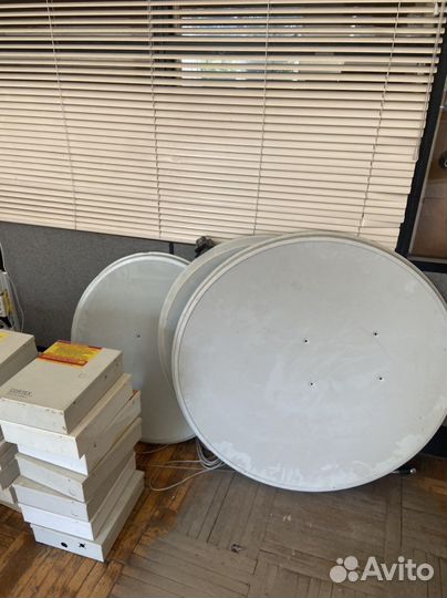 Спутниковая тарелка