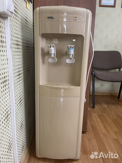 Кулер для воды