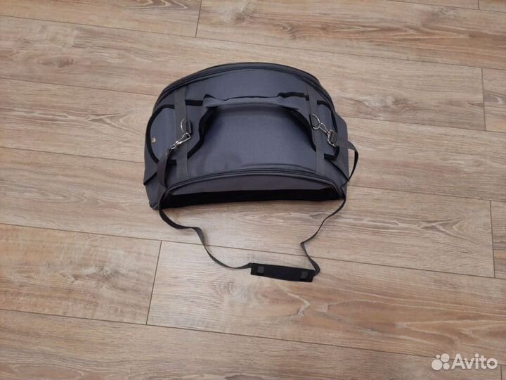 Переноска для кошек и собак