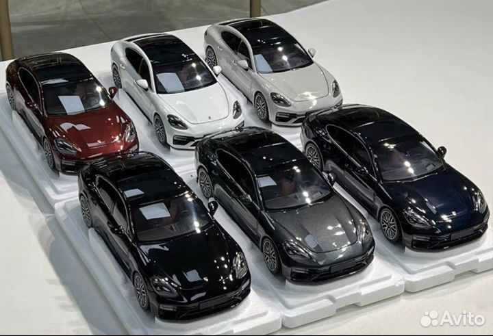 Minichamps Porsche Panamera Turbo S 1:18