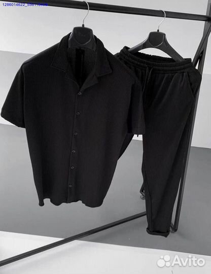 Мужской костюм лето