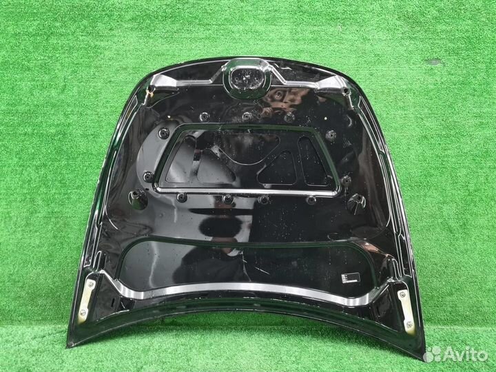 Капот Tesla Model Y