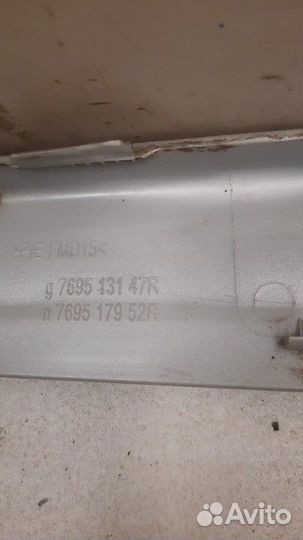 Накладка на порог правая Nissan Terrano