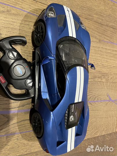 Радиоуправляемая машина Ford