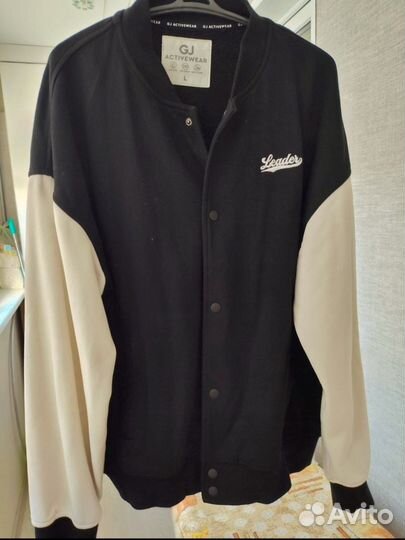 Бомбер мужской с вышивкой Leader