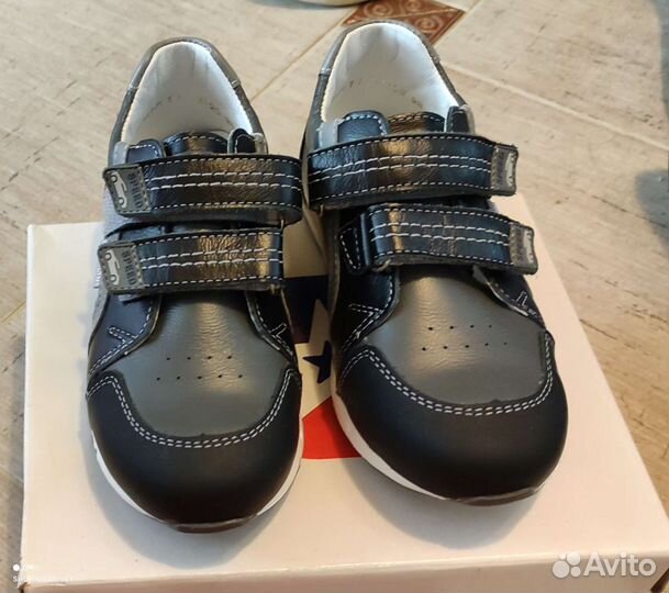 Ботинки детские новые