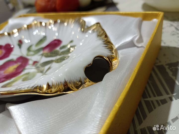 Блюдо сервировочное фарфор