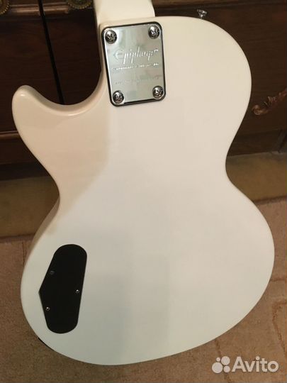 Электрогитара Epiphone