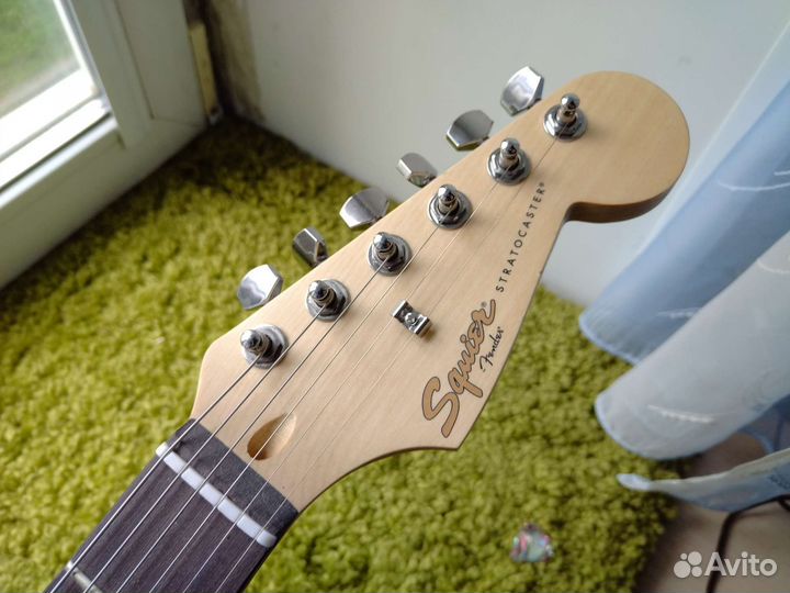 Электро гитара Fender Squier Stratocaster Комплект