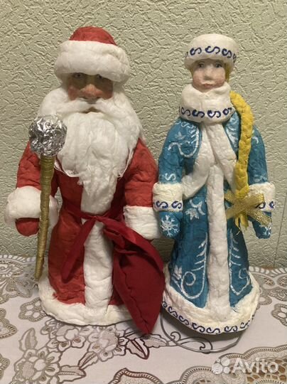 Дед Мороз и Снегурочка под елку