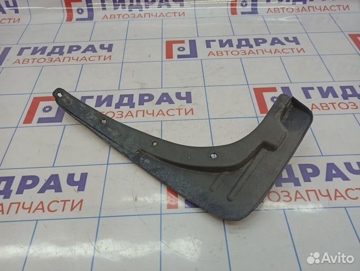 Брызговик передний правый Chery Tiggo T11 T1131020