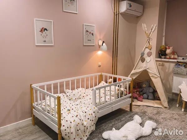Кроватка высокий борт детская из массива Лисенок