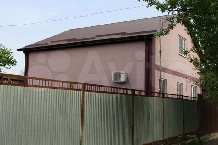 Дом 140 м² на участке 8 сот.