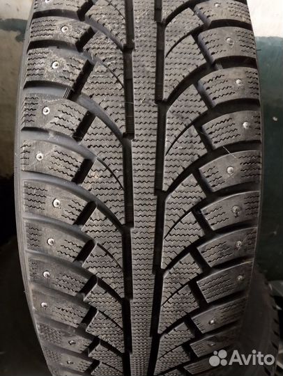 Продам резину с дисками 265/70 R16