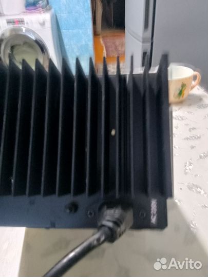 Зарядное устройство