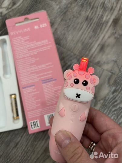 Звуковая зубная щетка revyline