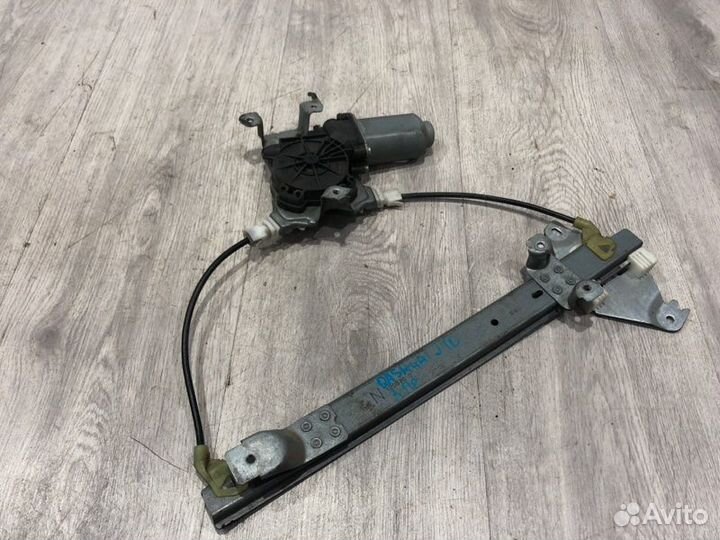 Стеклоподъемник задний правый Nissan Qashqai+2 J10