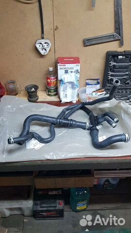 Патрубок системы охлаждения renault