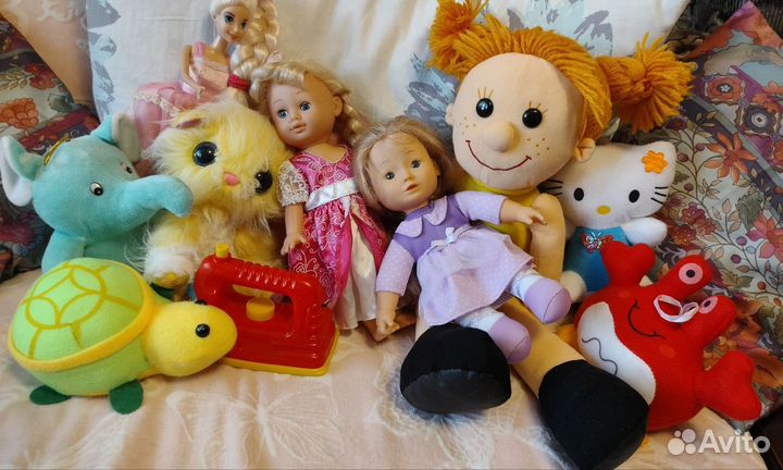 Куклы и игрушки пакетом