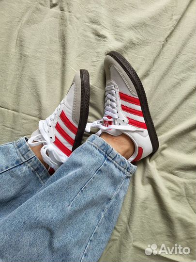 Adidas samba og red