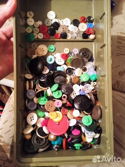 Пуговицы