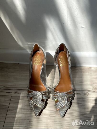 Туфли прозрачные со стразами