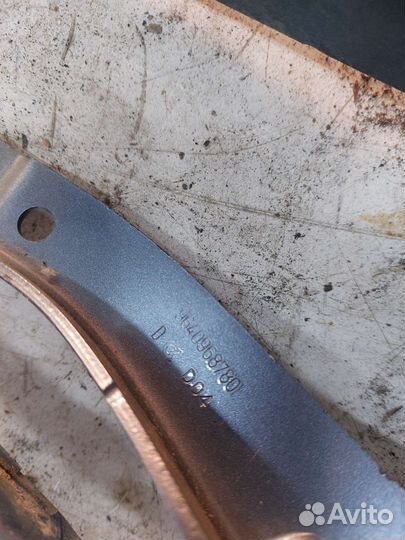 Петли капота Peugeot 407