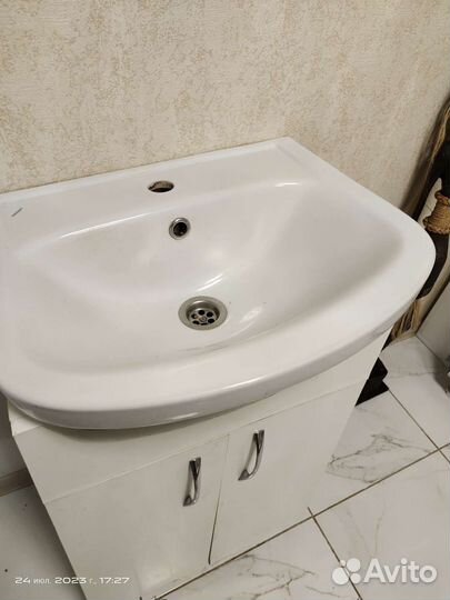 Тумба для ванной, с раковиной бу