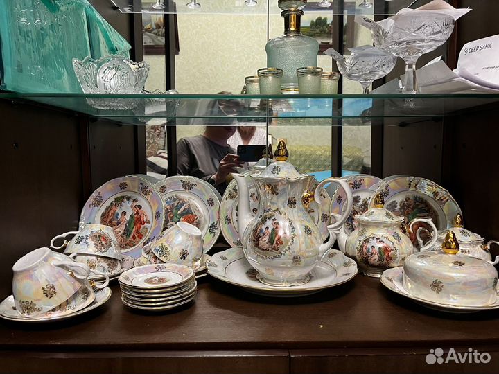 Набор столовой посуды новый 24 штука