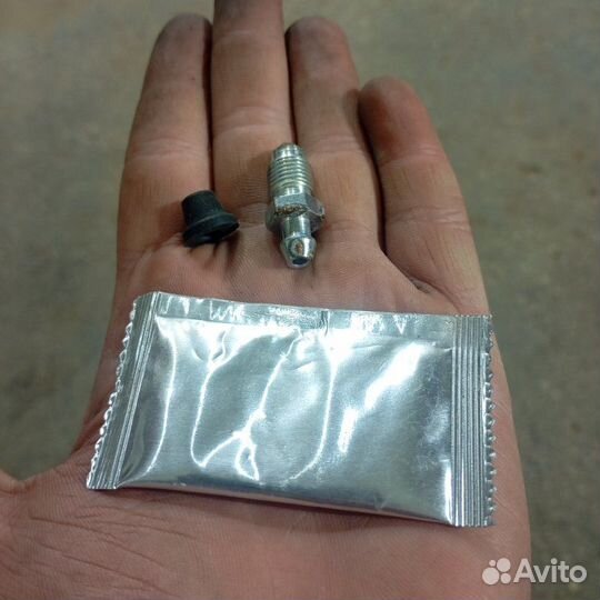 Ремкомплект суппорта передний Iveco Daily