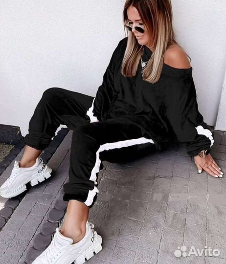 Спортивный костюм