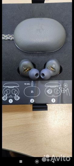 Наушники Bang & Olufsen E-8