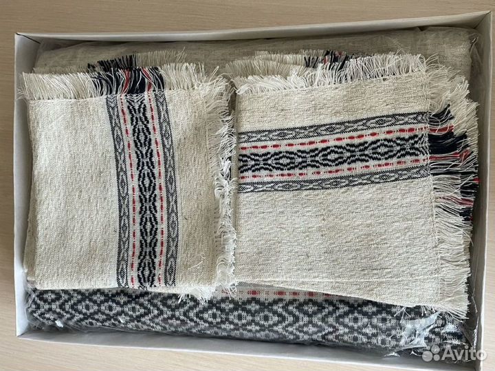 Скатерть льняная с салфетками