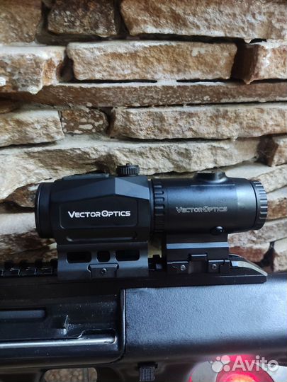 Магнифер с калиматором