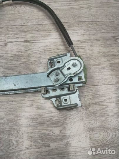 Стеклоподъемник задний правый LADA (ваз) Granta, I