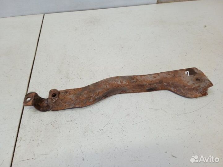 Кронштейн стабилизатора передний правый Daewoo